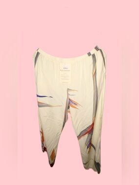 BNWT LexBreezy Hawaii Birds Of Paradise Uilani Pants in Cream | 2XL
